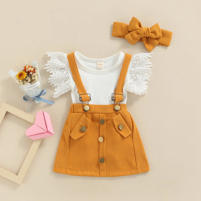 Conjunto Bebê Menina 3 Peças – Body com Babado, Saia com Alças e Faixa de Cabelo 🎀