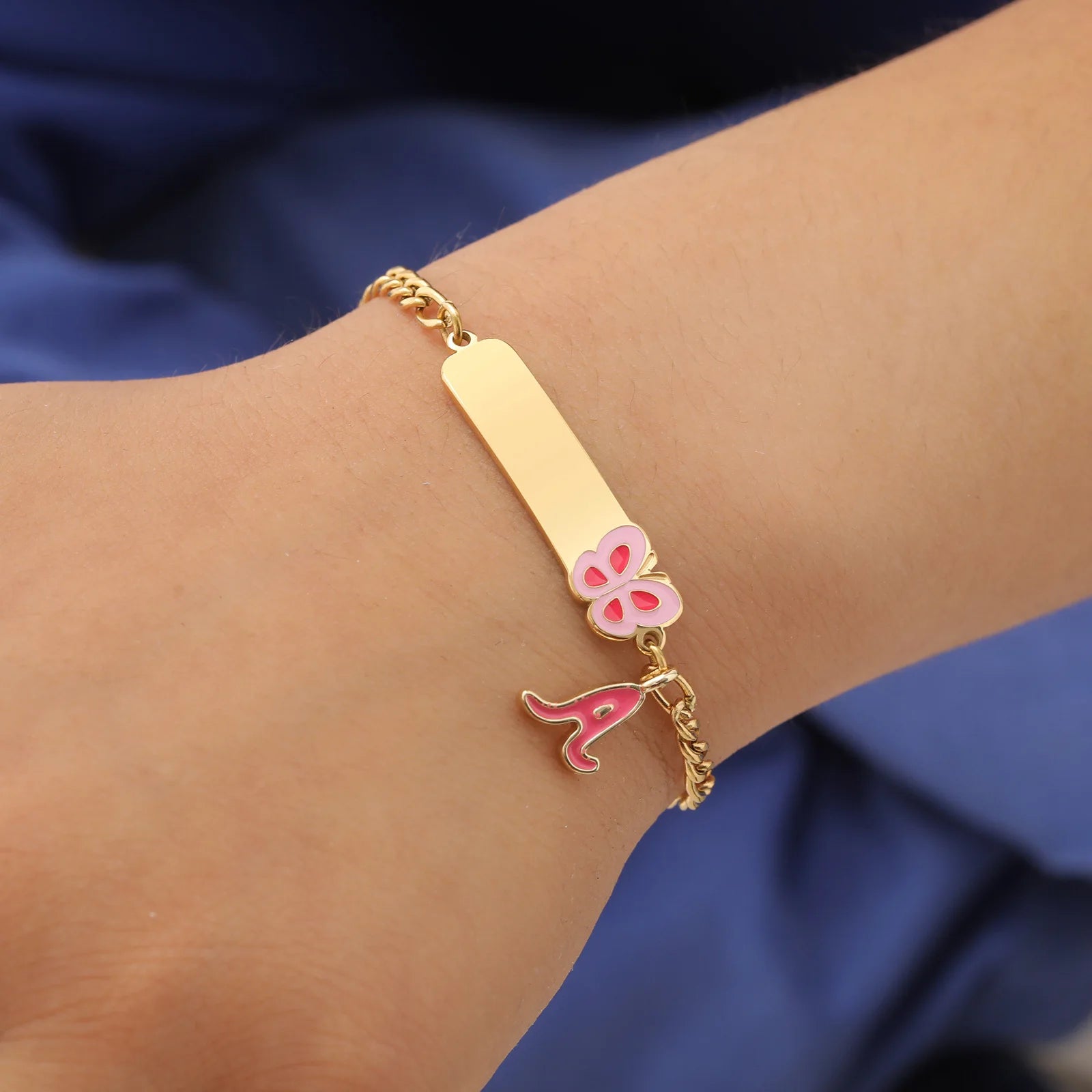 Pulseiras com pingentes iniciais Vnox A-Z para bebês meninas, pulseiras com identificação de data de aniversário com nome personalizado, presente de batismo de aço inoxidável antialérgico