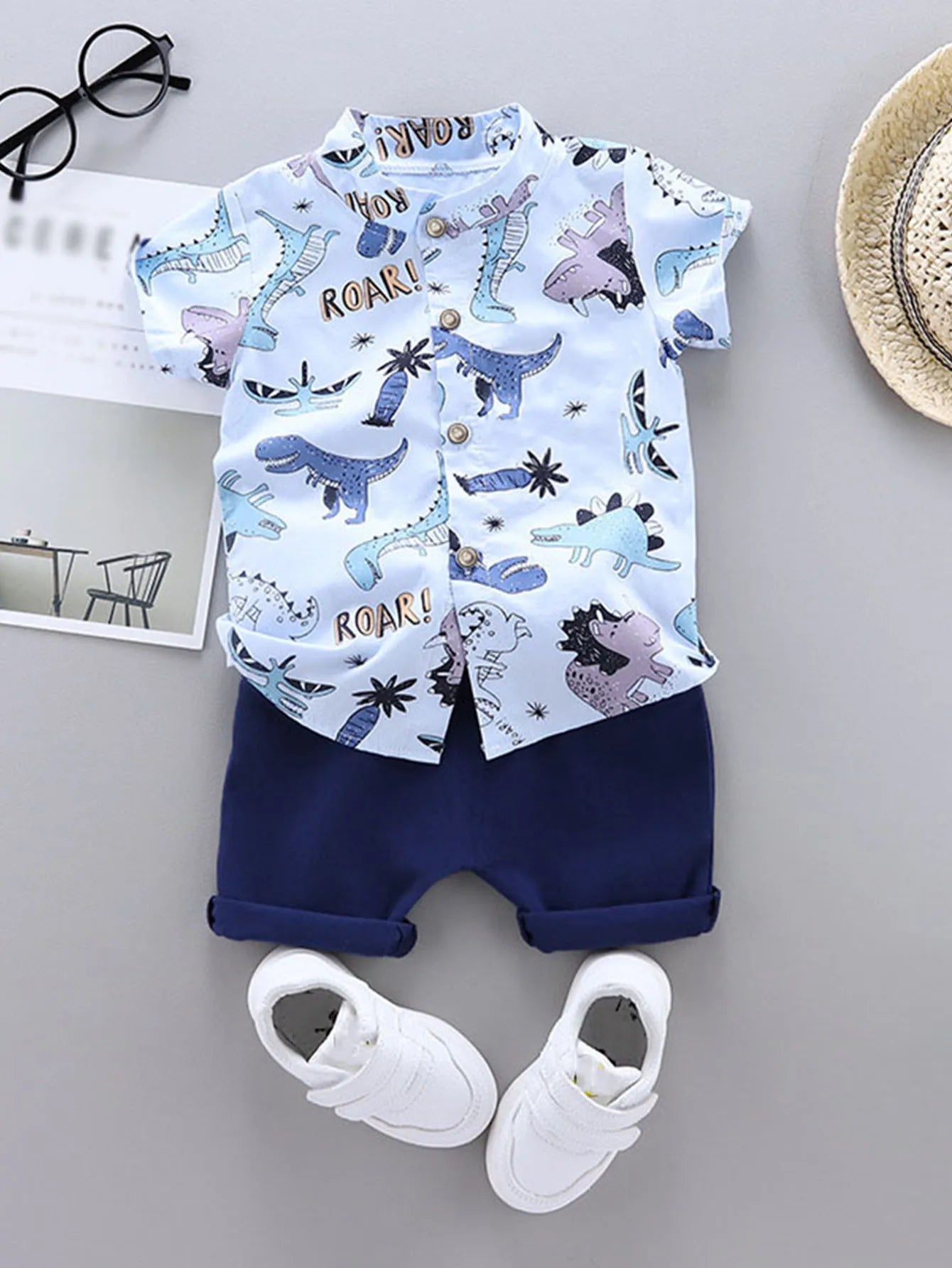 Bebê e criança completa impressão Top manga curta e Shorts conjunto, padrão de dinossauro manchado, camisa de gola alta, verão, 2pcs