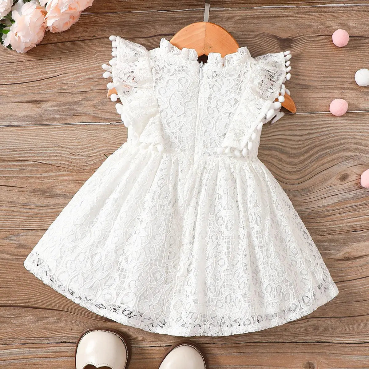 Vestido de princesa de manga voadora para bebé, bola pequena renda, vestido bonito de renda, cor sólida, verão, novo