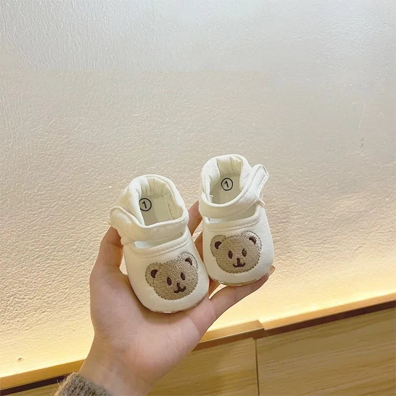 Urso bonito macio único sandálias confortáveis para bebês e crianças, sapatos Baotou Anti Kick First Step, 0-18 meses