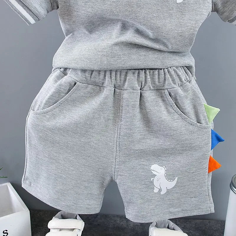 Roupas de verão para bebês meninos de 9 a 12 meses, camisetas com estampa de dinossauro, gola virada para baixo, tops e shorts, 2 peças, conjuntos de roupas infantis