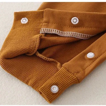 Macacão recém-nascido super fofo com boné, cor contrastante, suspensórios e capuz, roupas de escalada ao ar livre, roupa do bebê