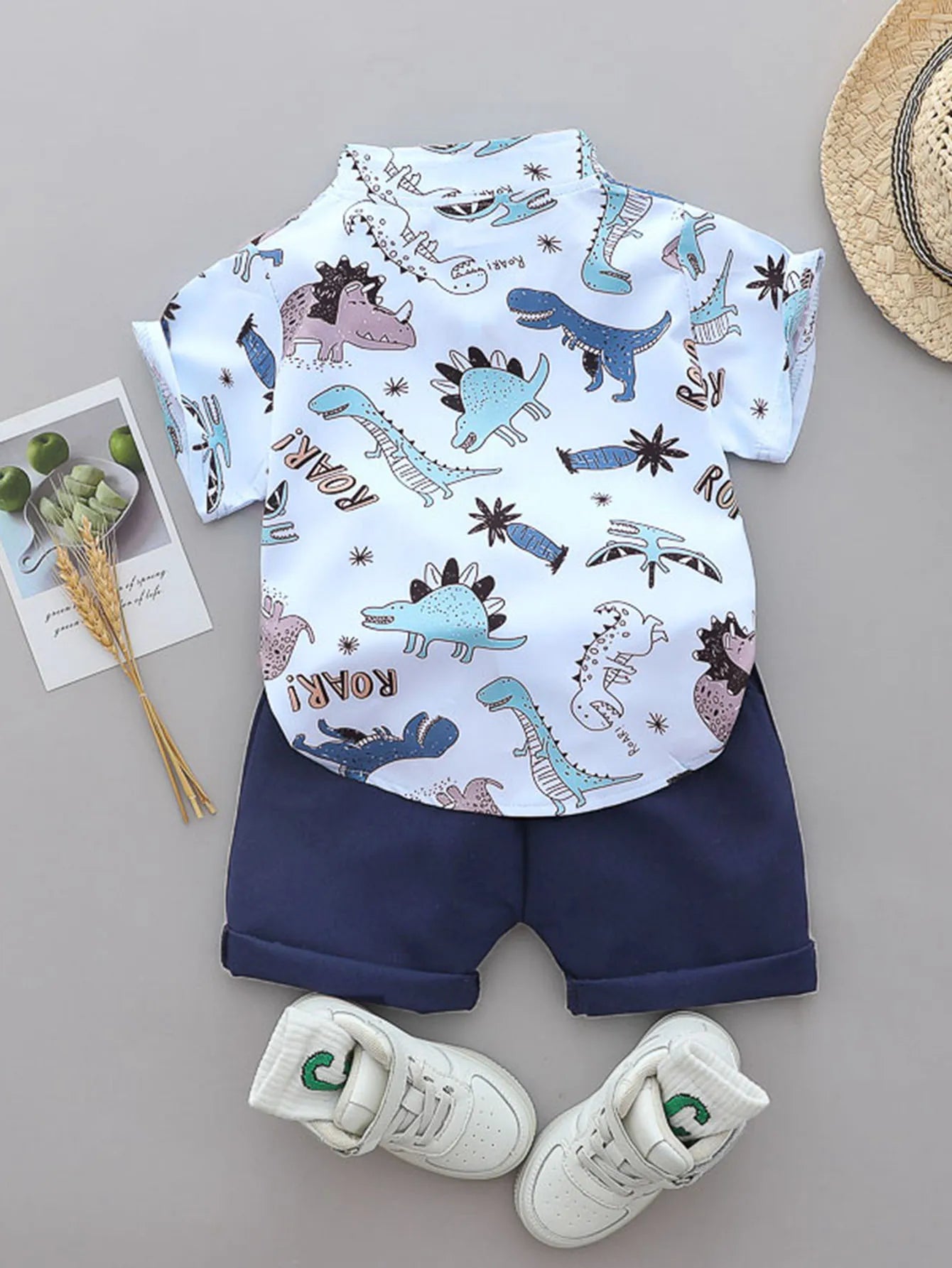 Bebê e criança completa impressão Top manga curta e Shorts conjunto, padrão de dinossauro manchado, camisa de gola alta, verão, 2pcs