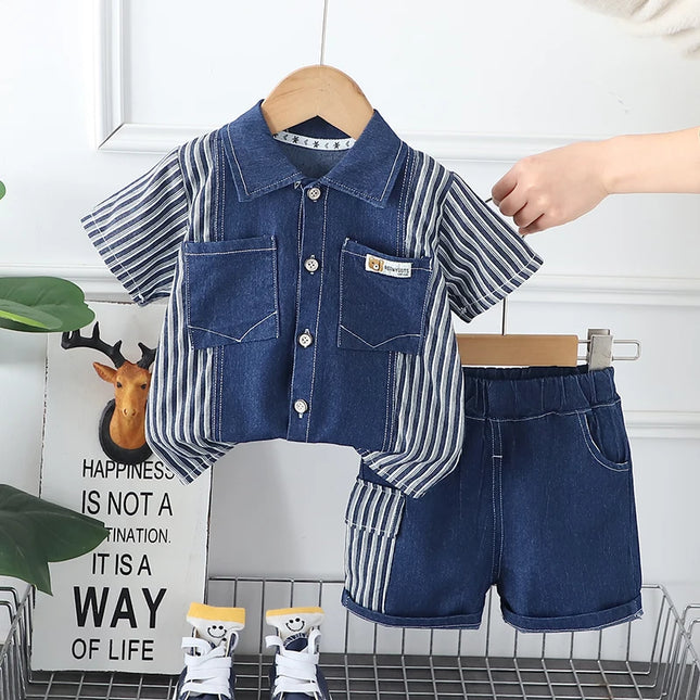 Conjunto de Camisa Listrada e Shorts Jeans para Menino