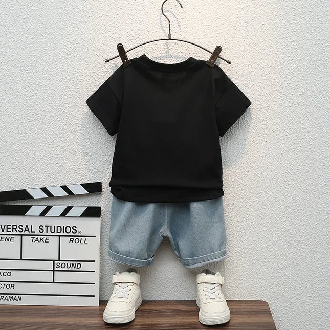 Desenhos animados de camiseta esportiva e shorts jeans rasgados para bebês, roupas infantis, roupas casuais, roupas de verão, novas